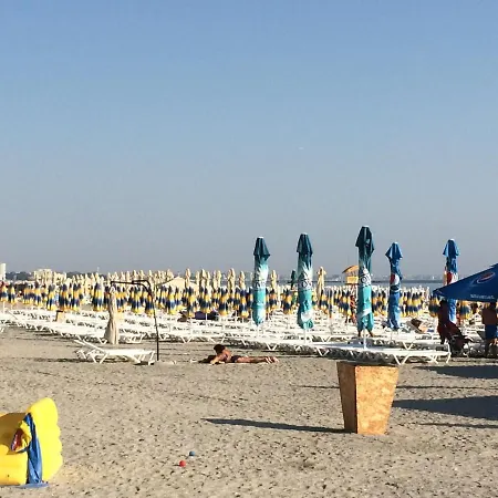 Corallia 1-05
